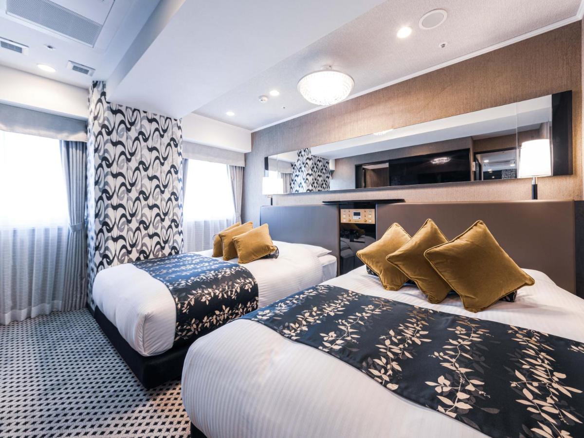 Apa Hotel Shin Osaka Ekimae מראה חיצוני תמונה